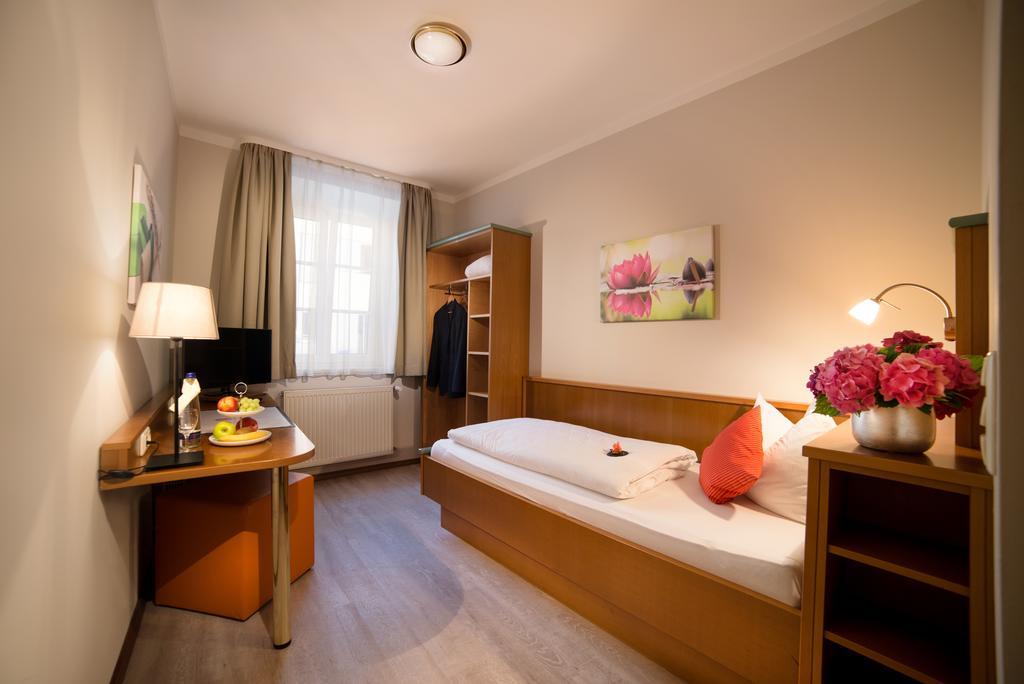 Отель Boardinghouse Пфарркирхен Экстерьер фото